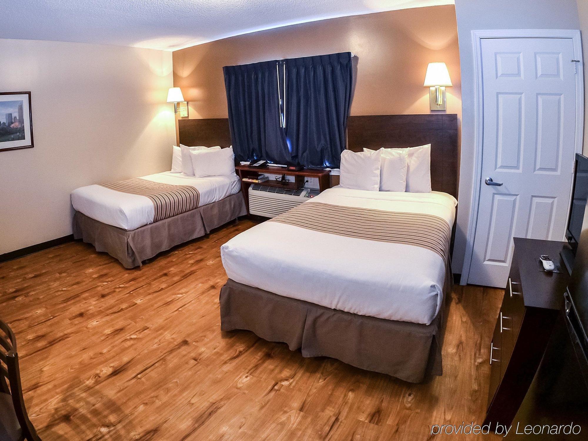 Suburban Studios Near University Of North Carolina-Charlotte Zewnętrze zdjęcie